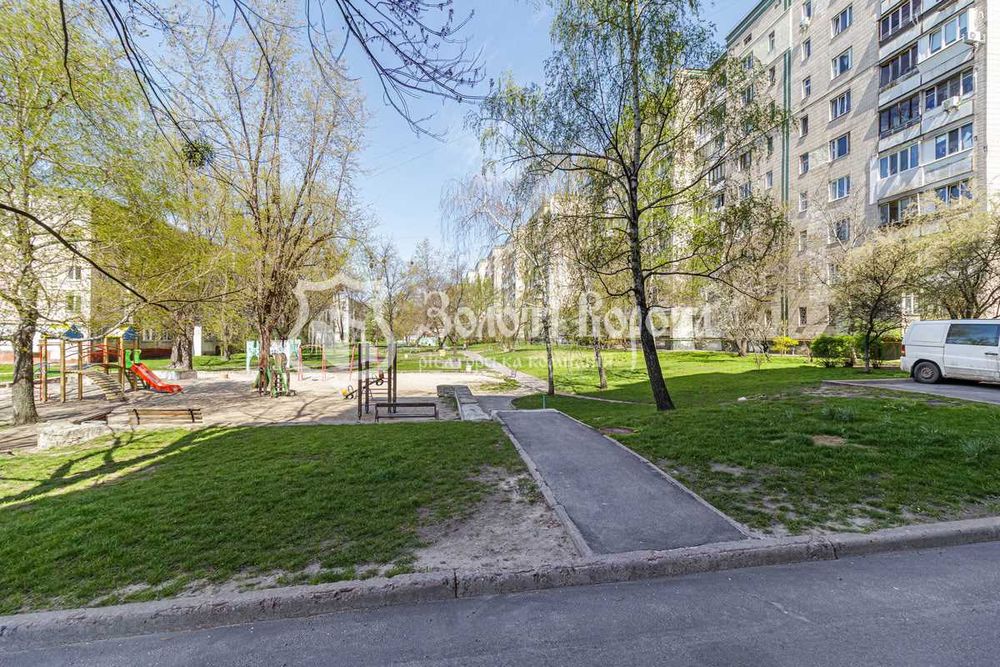 Квартира, 5к. Житловий стан. Братиславська, 13, Дніпровський район