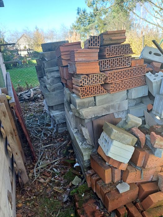 Cegła, pustaki,gruz