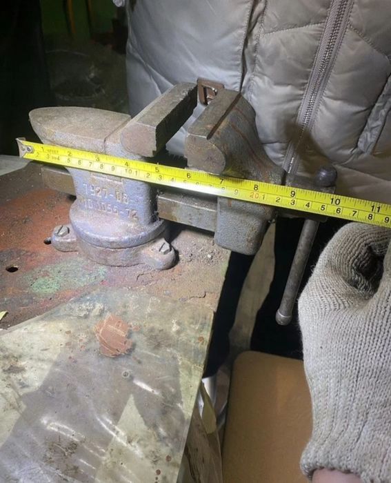 Тиски слесарные лещата слісарні