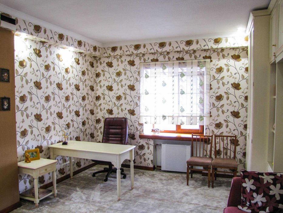 Продам элитный 2-х эт. дом в ЦЕНТРЕ Шевченковского района.