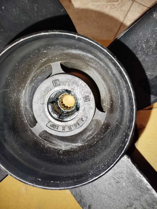 Гребной винт Mercury J 14.5 x 18 P для лодочного мотора . Алюм. Новый