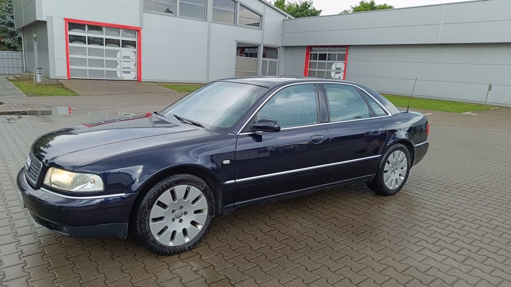 Audi A8