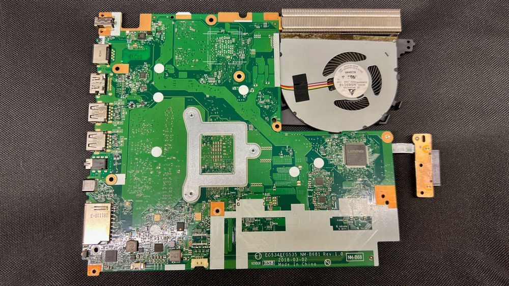 Lenovo Ideapad 330-15ARR – Motherboard a funcionar