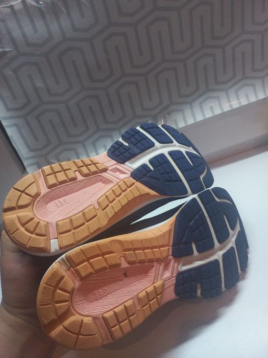 Асікси ASICS GT1000