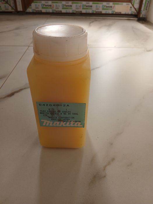Мастило до перфоратора