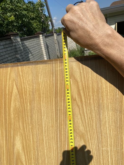 Дверь деревянная