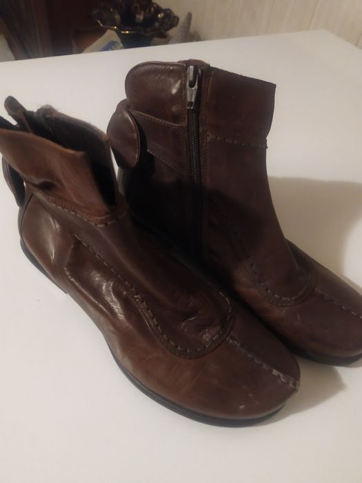 Sprzedam kozaki botki z naturalnej skóry. Kolor czekoladowy. Piękne.