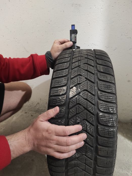 Felgi z oponami zimowymi  225/45 R17 FIAT TIPO 2018rok
