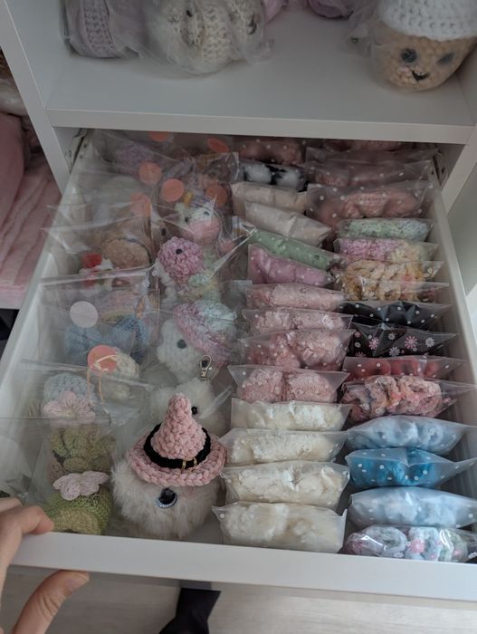 Scrunchies aveludados/tecido