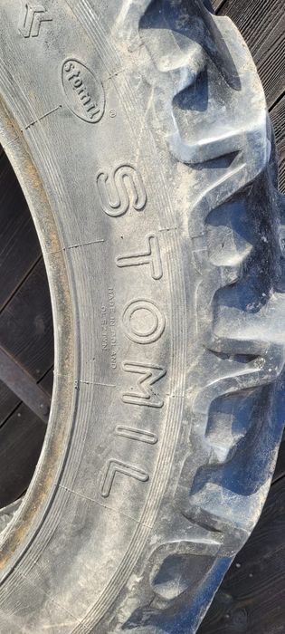 Opona + dentka 12.4 r32