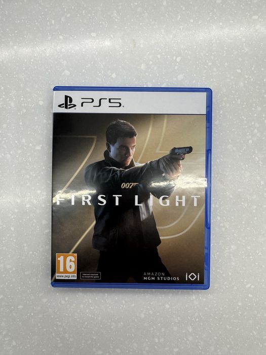 Продам игру 007 First Light на PS5