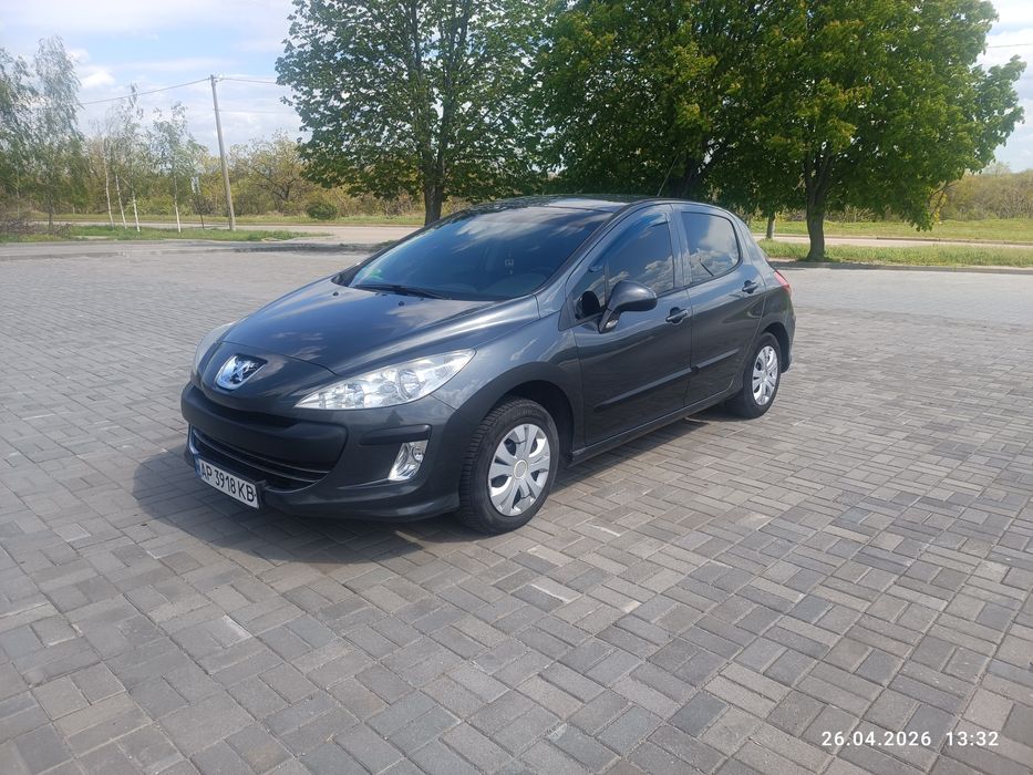Peugeot 308 2008 рік