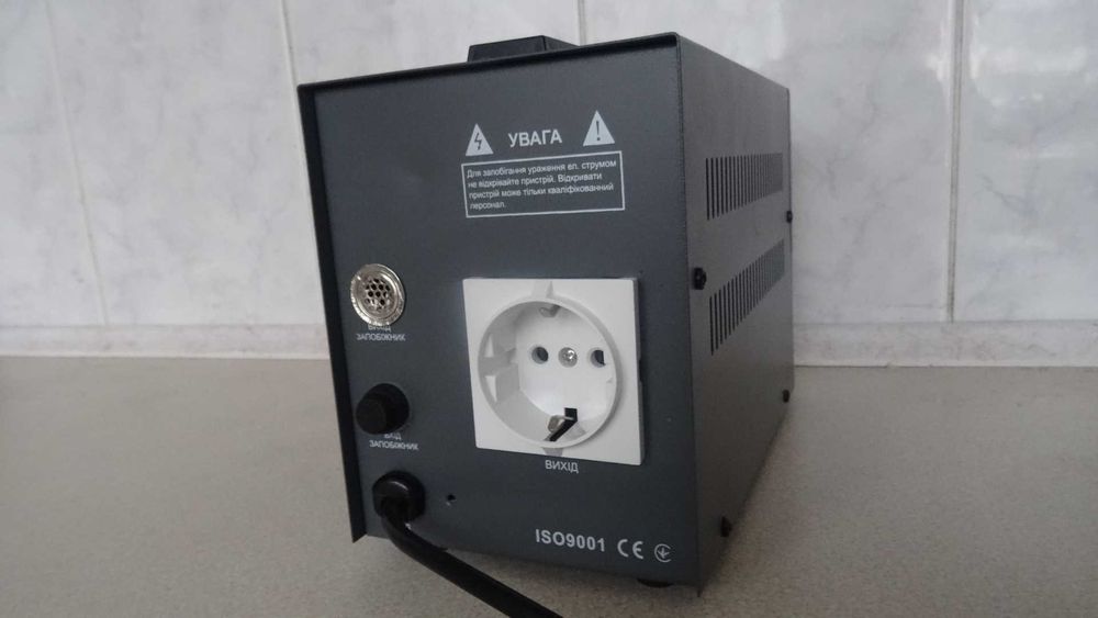 Стабілізатор напруги Gemix 500 в.