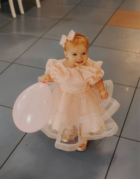 Оренда святкових рожевих суконь «мама + доня». Сукня на рік Фемелі лук