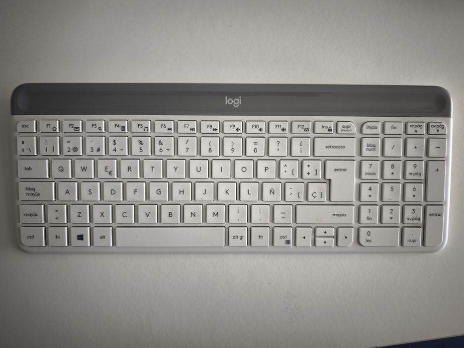 Teclado wireless Logi Tech