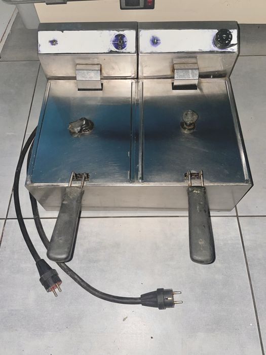 Подвійна фритюрниця Кий В