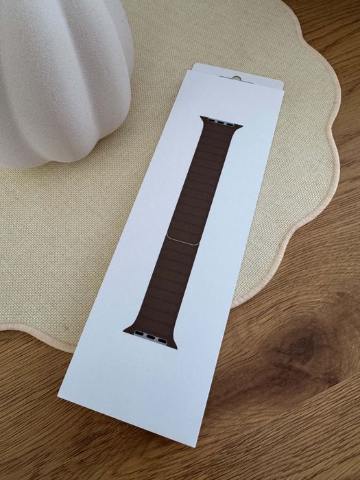 Pasek Apple Watch 45mm karbowany magnetyczny Beż Taupe