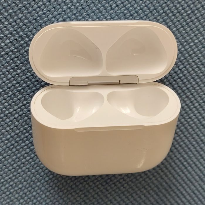 Кейс Airpods 4 ANC a3059