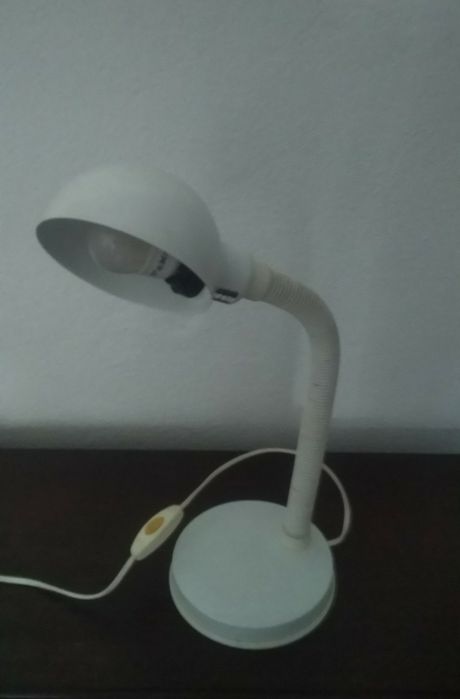 Candeeiro de secretaria/ mesa de cabeceira