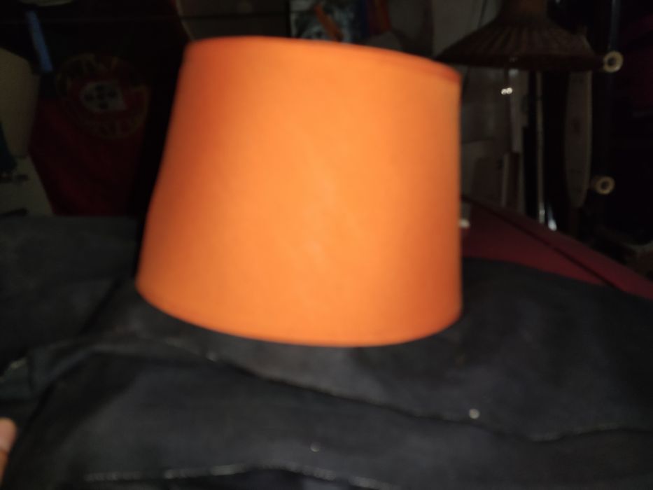 Candeeiro médio laranja