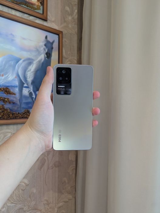 Смартфон Xiaomi Poco F4 8/256 HyperOS