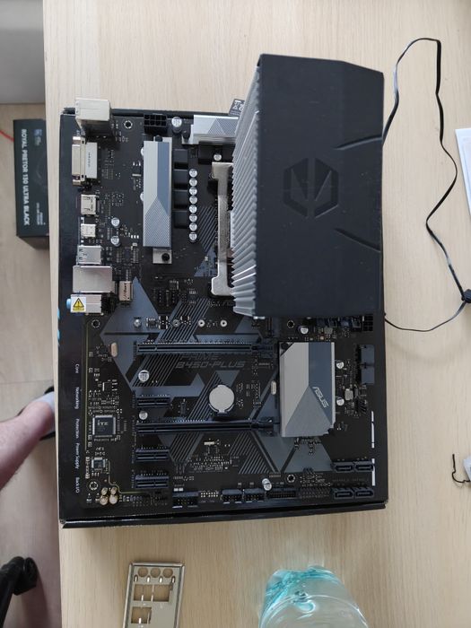 Płyta główna b450 procesor ryzen 5600 16gb ram