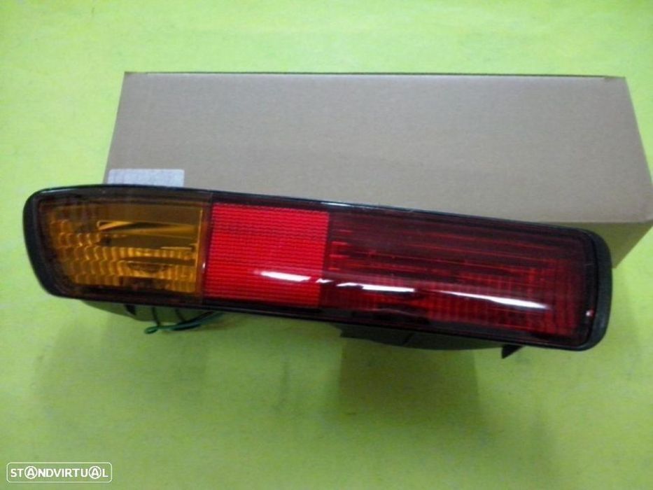 Farolins de trás Mitsubishi Pajero V64 V74 V78 V68 Anos 1999 até 2003
