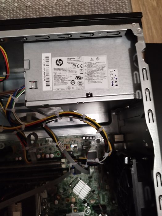 Komputer I5-2400, napęd, karta graficzna