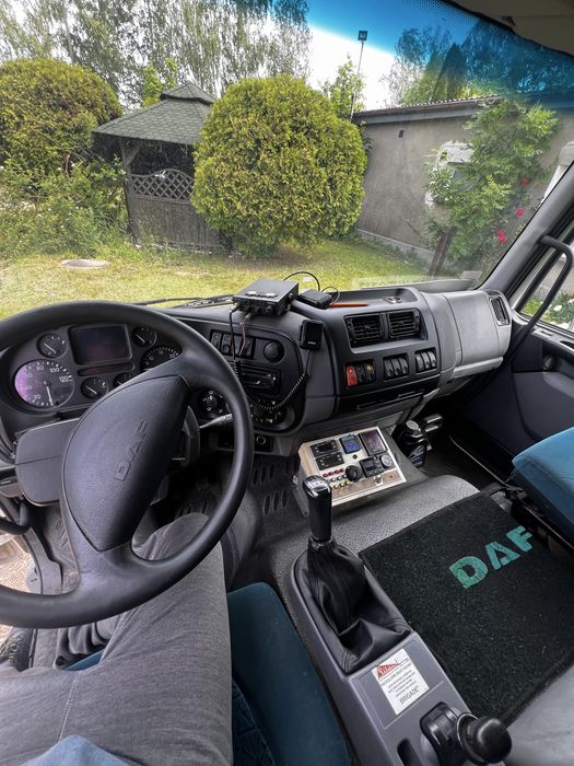 DAF LF 55.220 izoterma przewóz piskląt