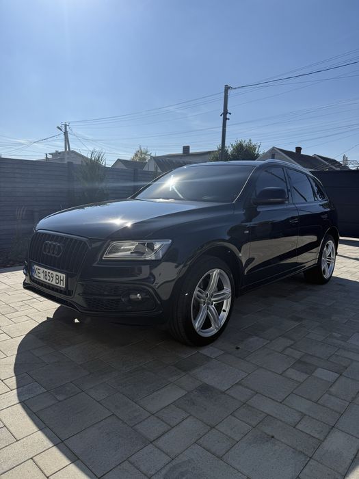Продам Audi Q5
