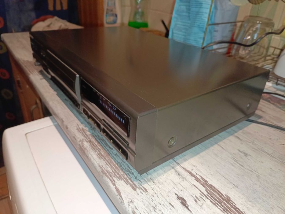 Sprzedam CD Technics SL-PG570a