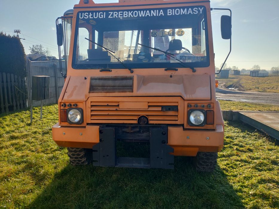 Rębak samojezdny Farmi, Praga uv80