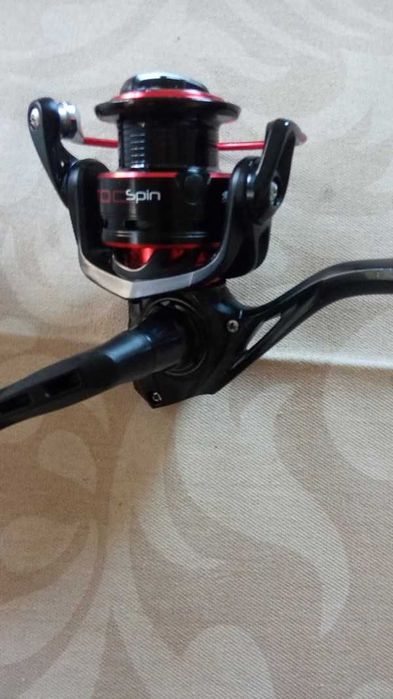 Carreto pesca Quantum Cito Spin 2000