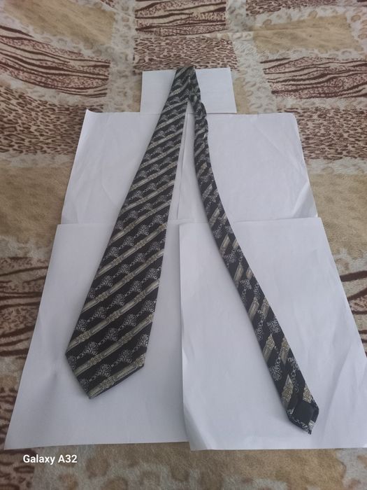 Продам новый мужской галстук.Цена 115 гривень.