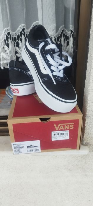Sapatilhas Vans 35