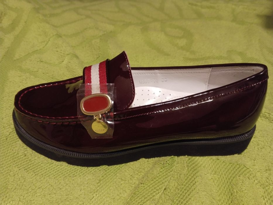 Продам жіночі туфлі KORS VIGOTTI