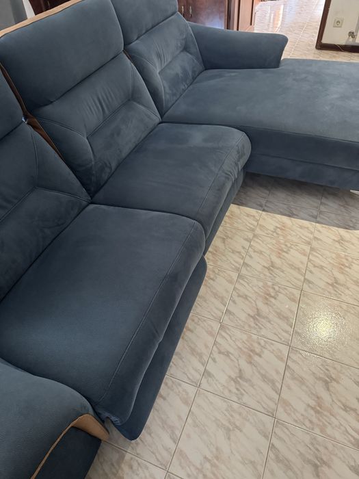 Sofá chaise longue azul