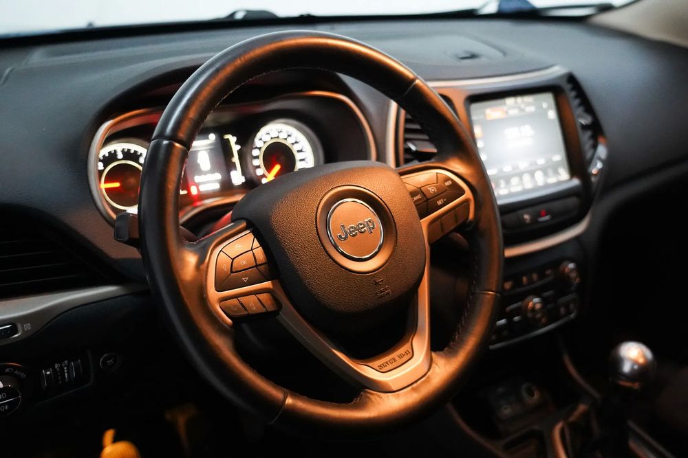 Jeep Cherokee 2.0 MJD Longitude