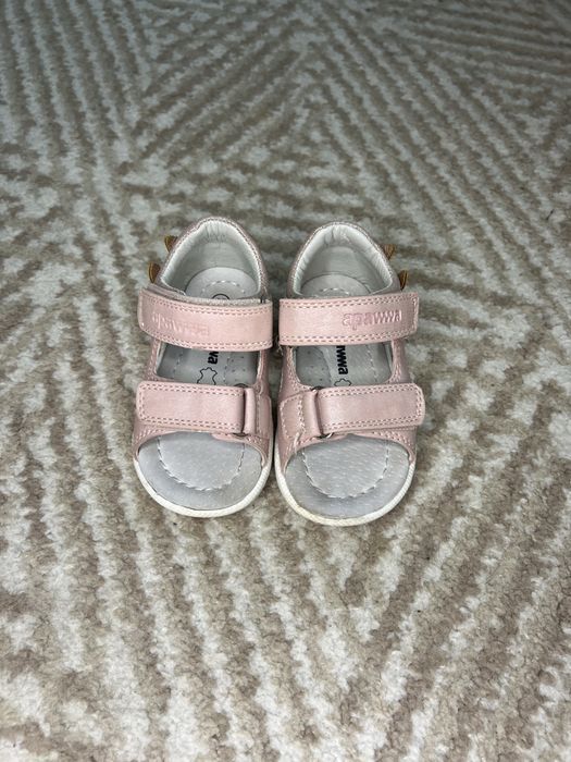 Дитячі босоніжки 19 розмір (12см)