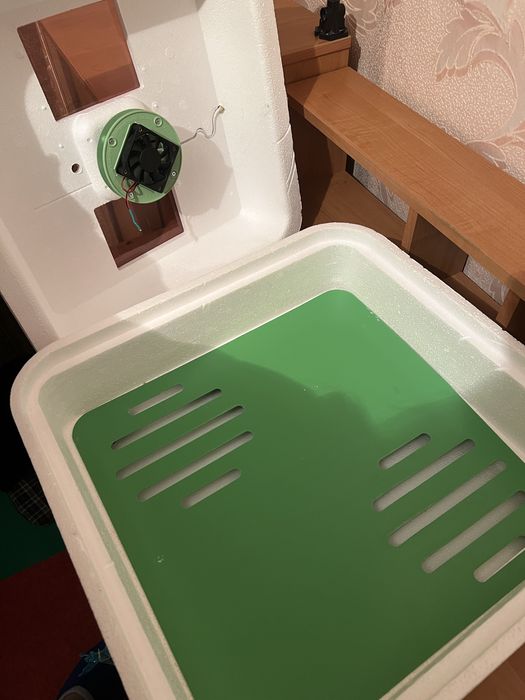 Продам інкубатор