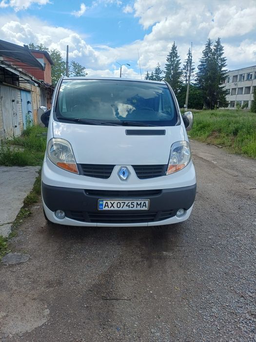 Renault  Traffic   пасажир 8+1