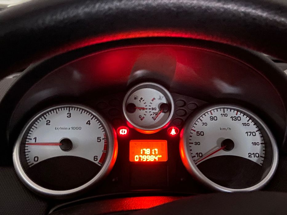 PEUGEOT 207 1.6 HDi 99g