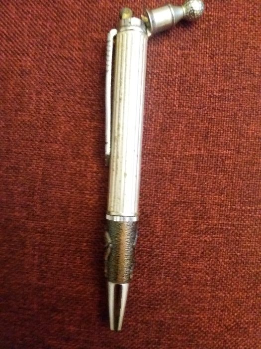 Caneta representando o Golfe com isqueiro