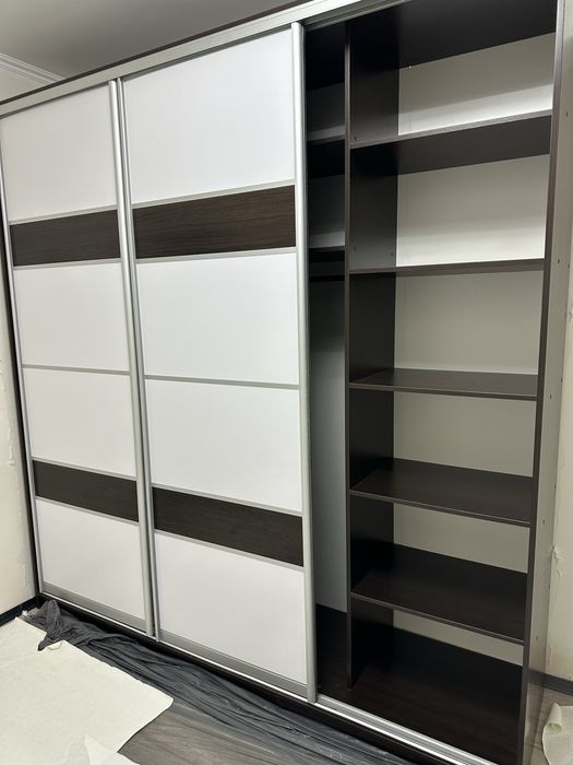 Шафа-купе три секції