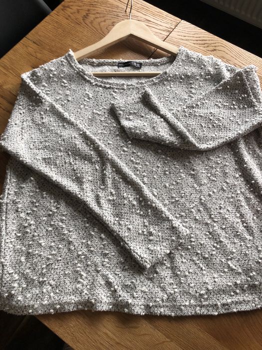 Sweterek rozmiar 38-40