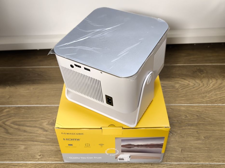 Проектор Magcubic HY350 Max 900Ansi 2/16G Android 14 Auto Focus