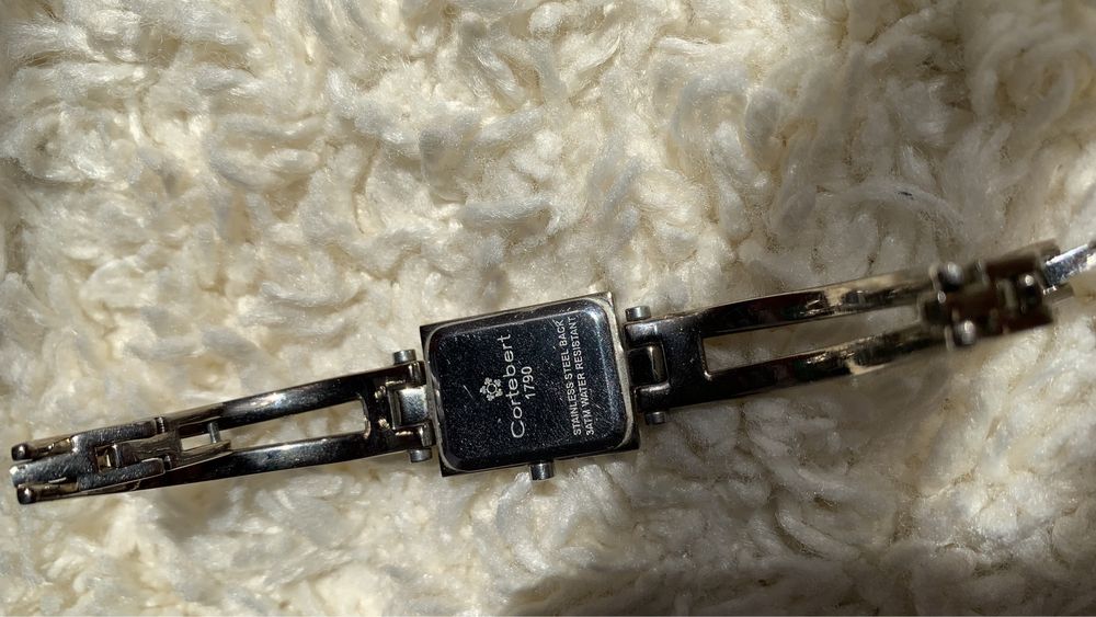 часы CORTEBERT Швейцария