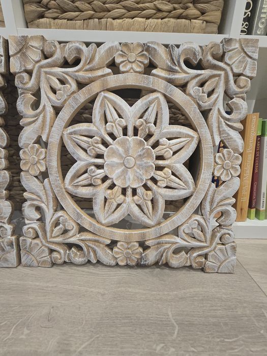 2 Decorative Frames 38x3864552188369155121