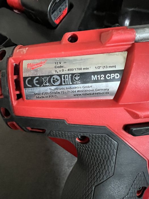 Безщітковий Акум.ударний шуруповерт Milwaukee M12 CPD