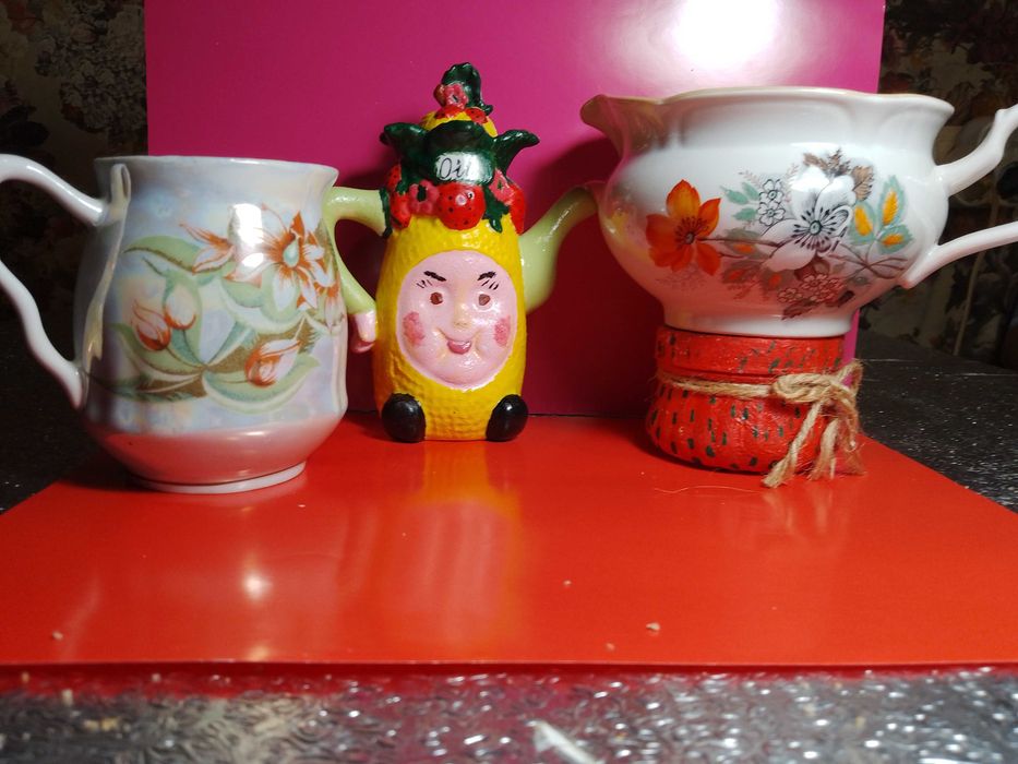 конфетницы, тортница  салатники соусники фруктовница кофейный набор